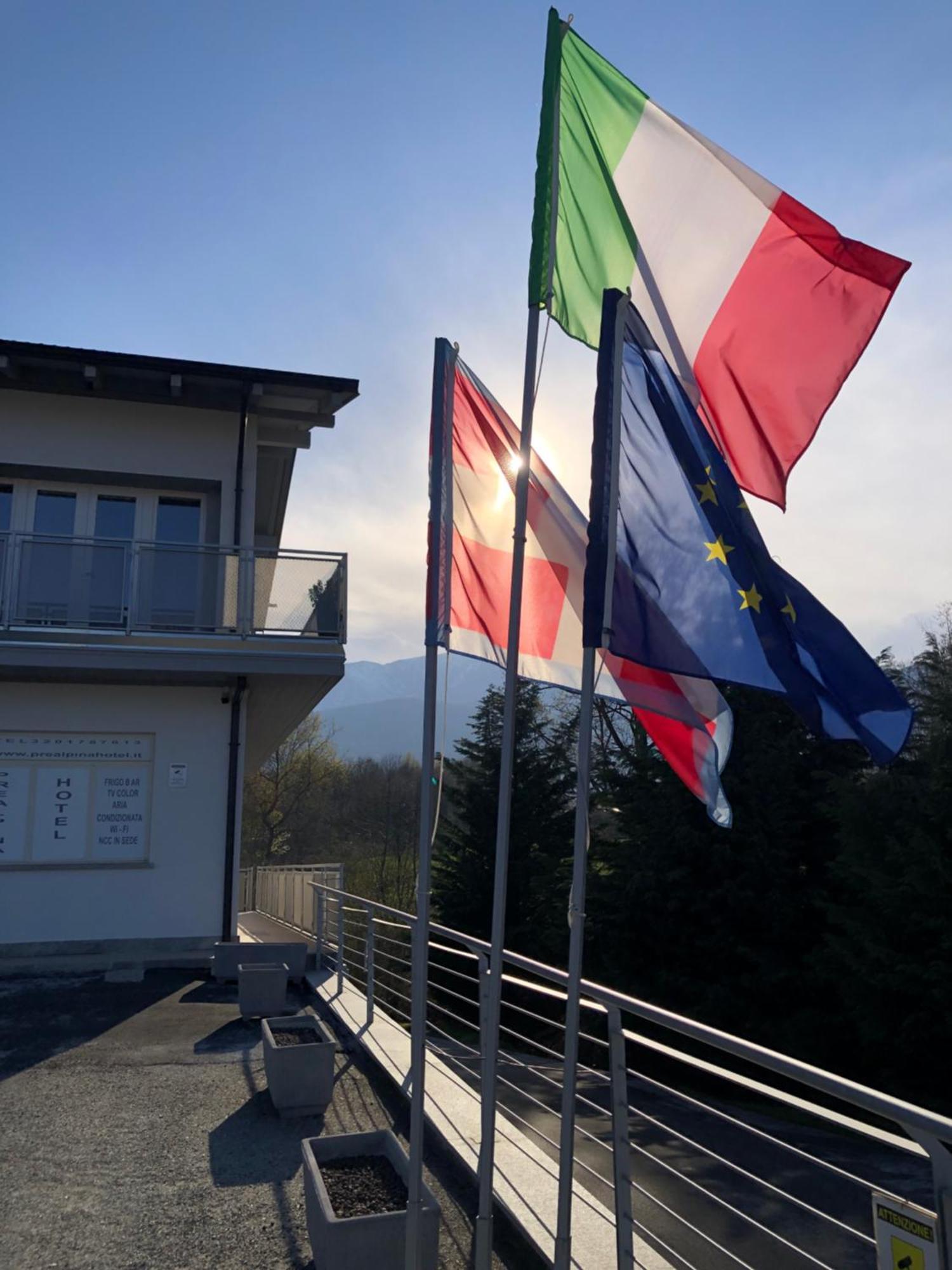 Prealpina Hotel Bagnolo Piemonte Exterior photo